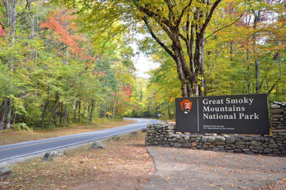 The Solstice - Amenities Galore Mountain Retreat Gatlinburg Exterior foto